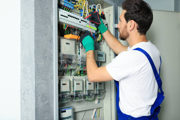 Best Licensed Electrician  in Greencastle, PA